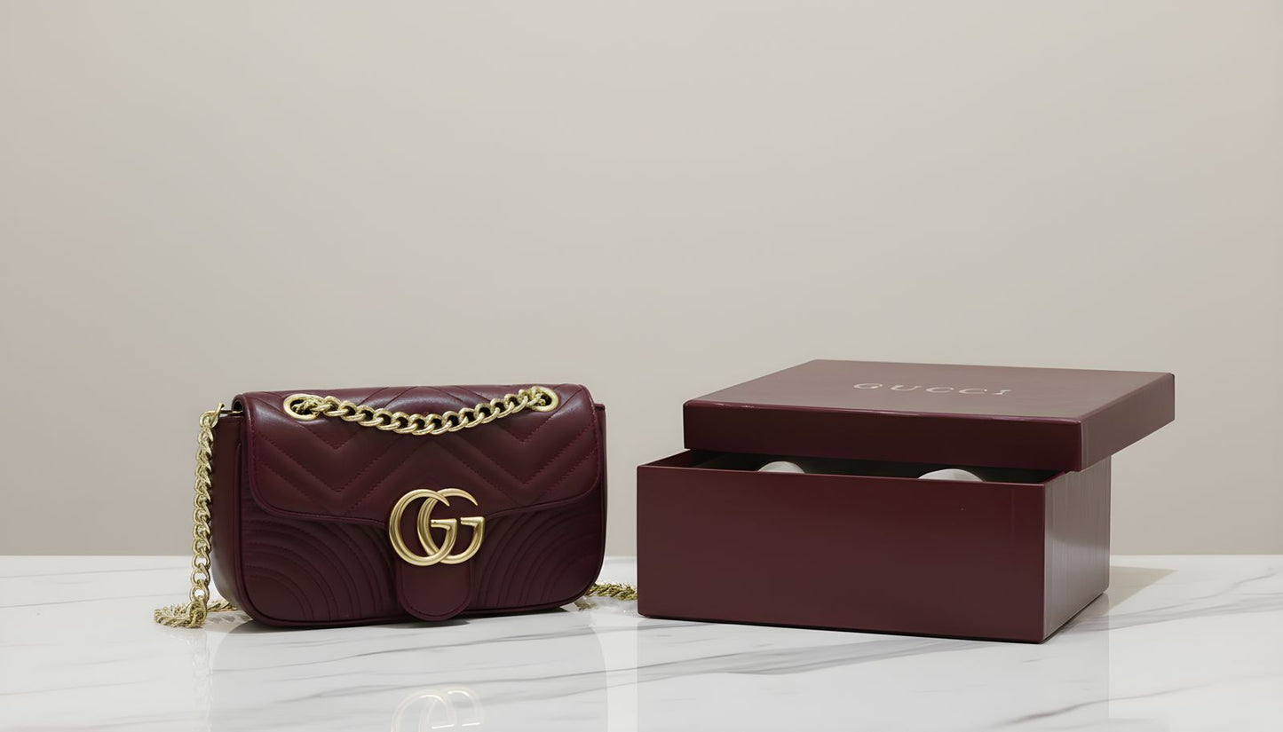 GUCCI GG Marmont quilted leather shoulder bag