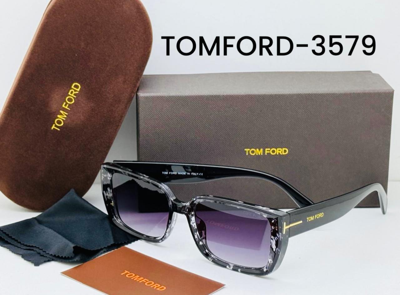 Tom Ford Oversized Sunglasses TOMFORD-3579 – Black & Nude Gradient Frame