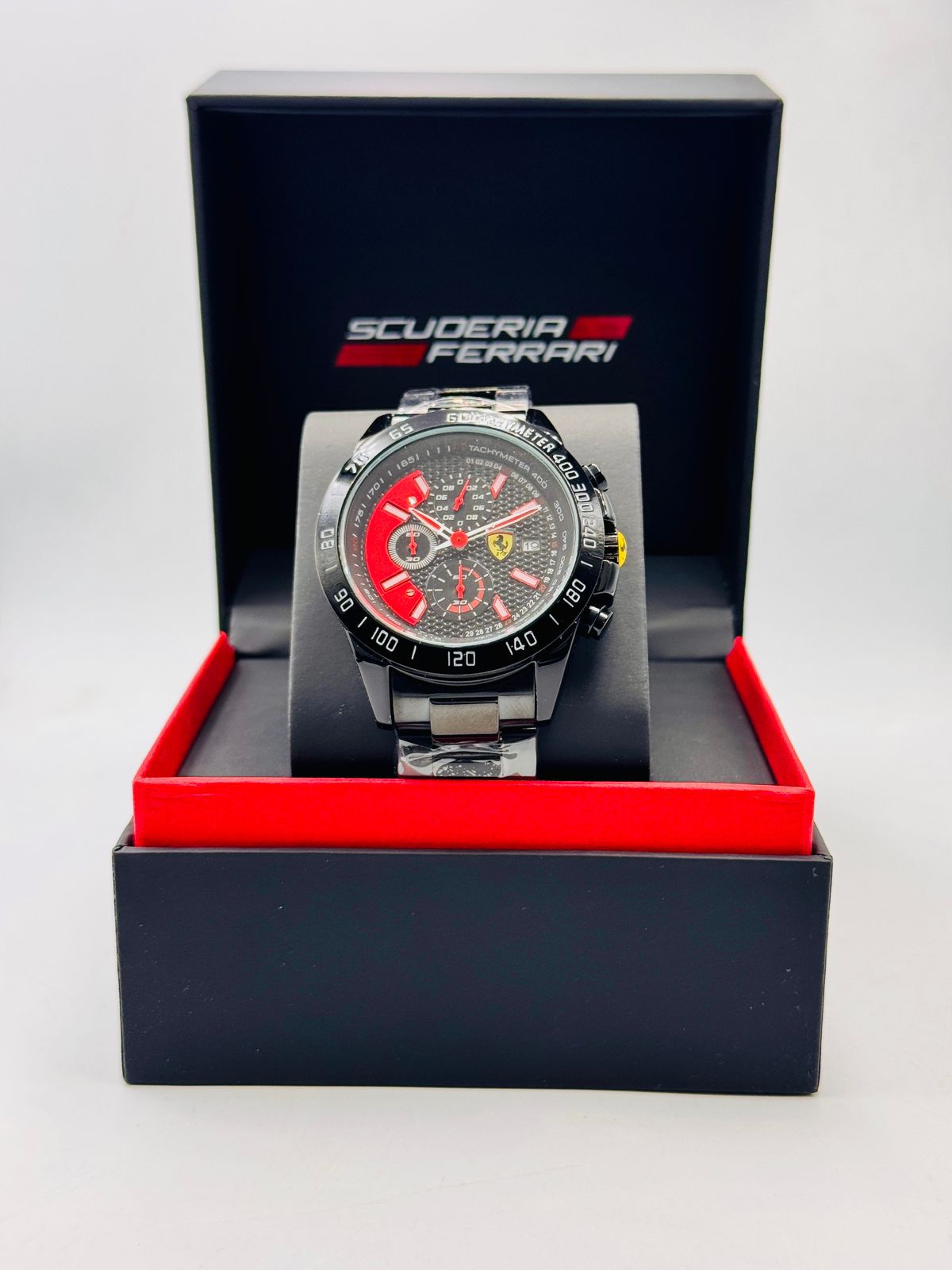 Ferrari Scuderia Chronograph Men’s Sport Watch – Official Racing Collection