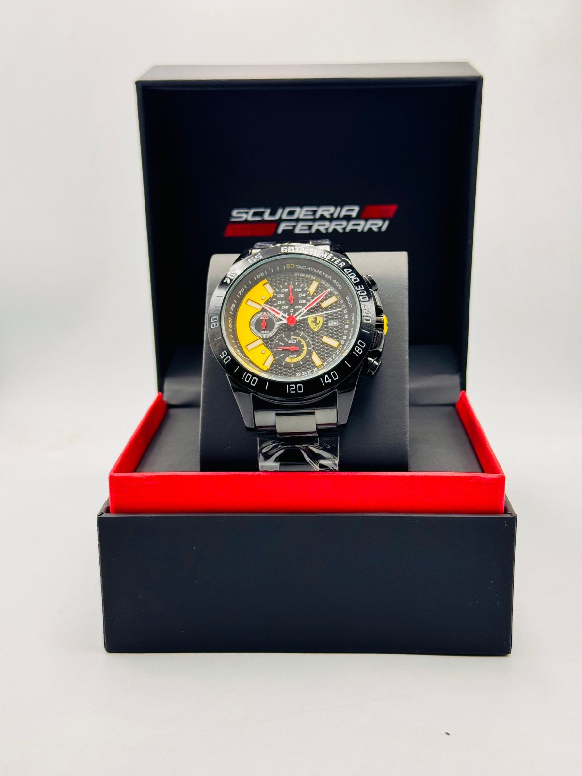 Ferrari Scuderia Chronograph Men’s Sport Watch – Official Racing Collection