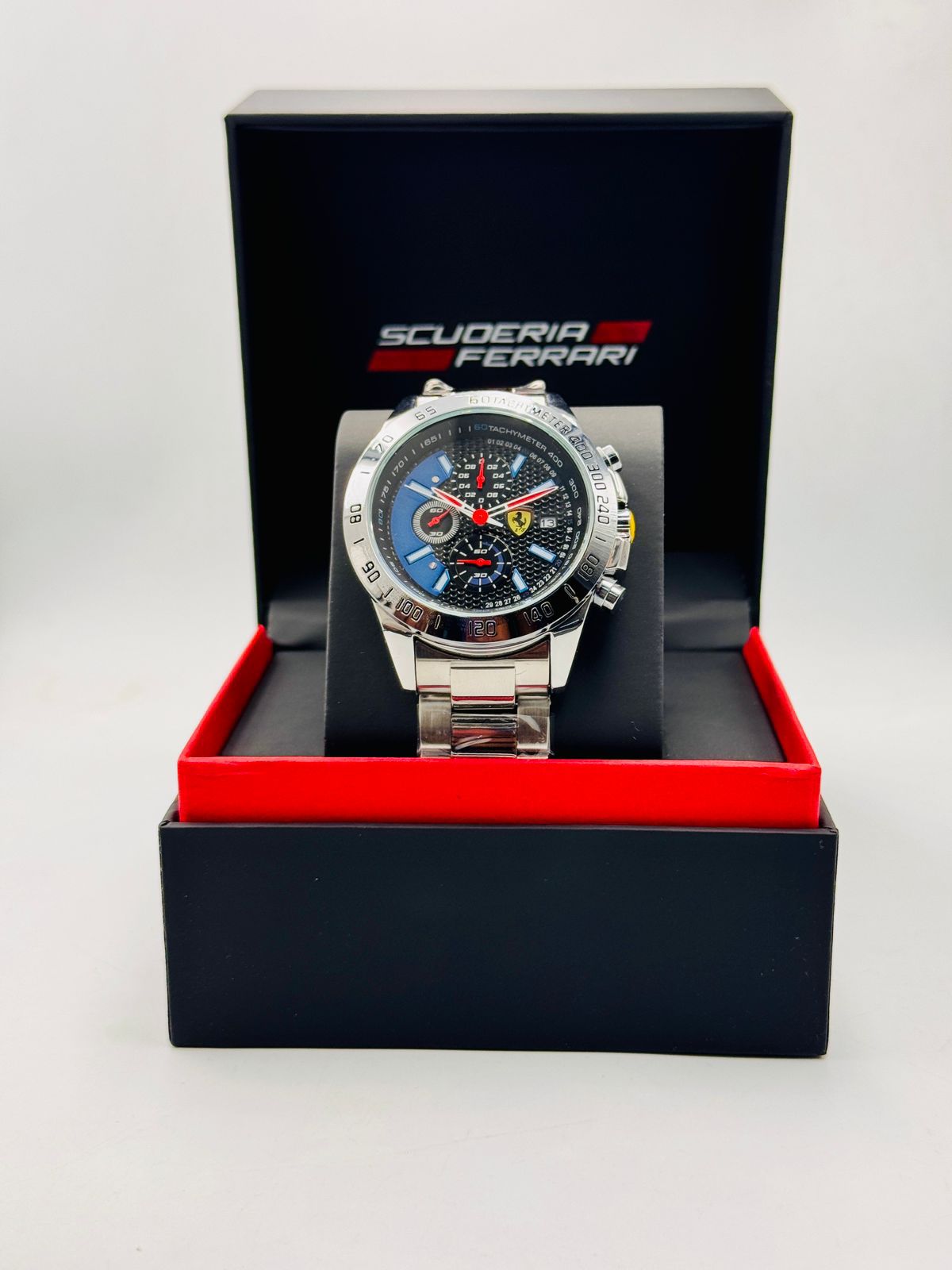Ferrari Scuderia Chronograph Men’s Sport Watch – Official Racing Collection