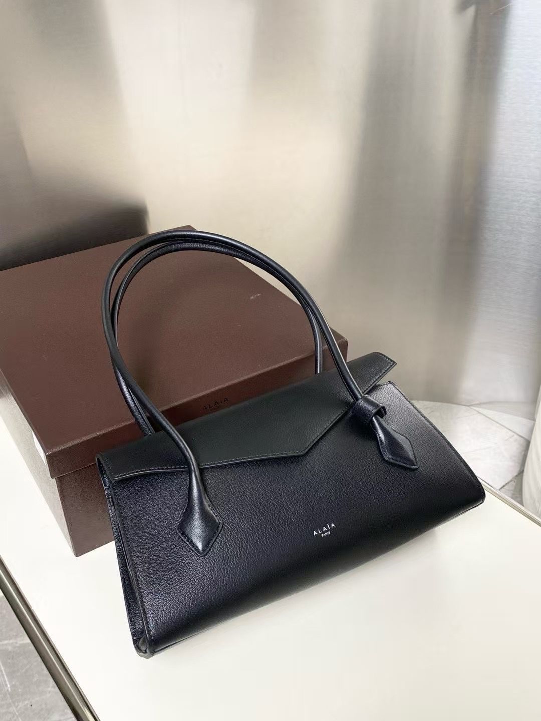 Alaïa Paris Le Teckel Black Leather Shoulder Bag